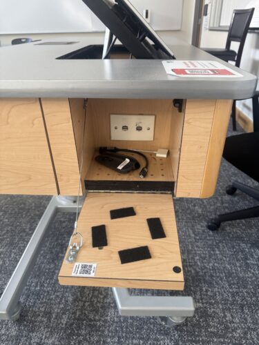 the side cubby of the teaching table