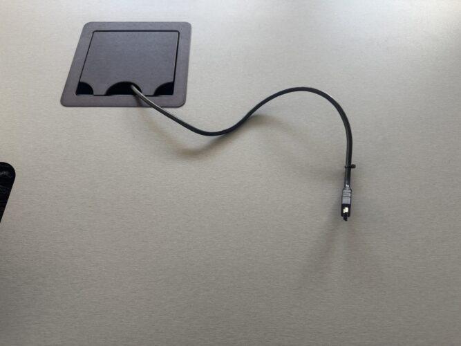 teaching table HDMI cable